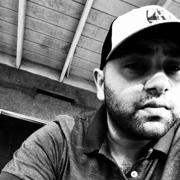 Meet your Posher, Sergio - Picture 1 of 1